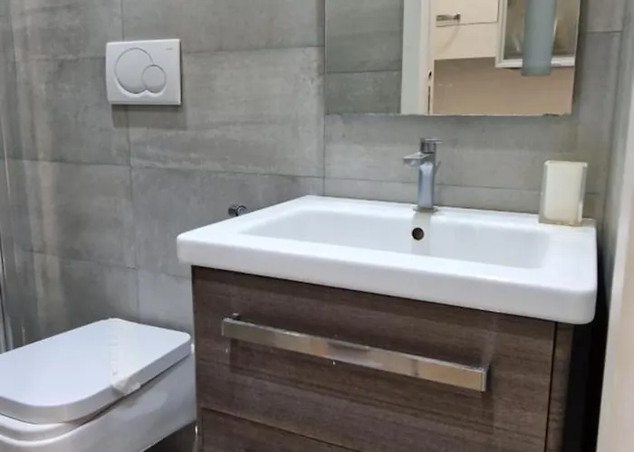 Savelli Old Town - Near Navona Place *