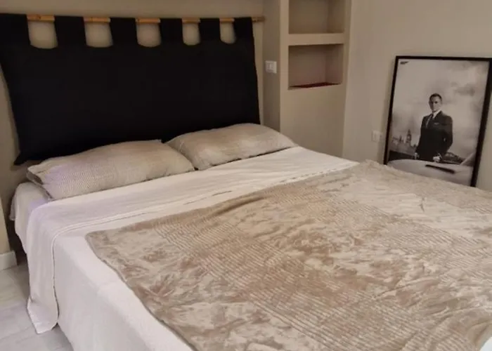 Savelli Old Town - Near Navona Place *